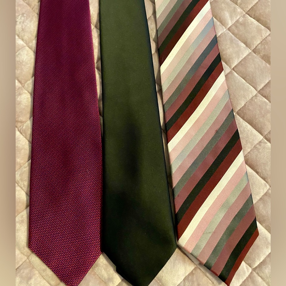 Assorted ties - Picture 2 of 2